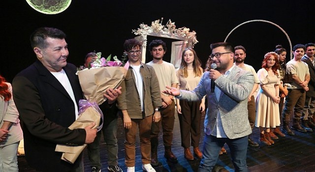 “Düş Oyunu” Sefaköy Kültür Merkezi’nde 'Gala’ Yaptı