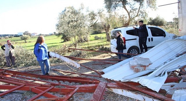 Buras Antalya: Büyükşehir Belediyesi hortumdan zarar gören vatandaşın yanında