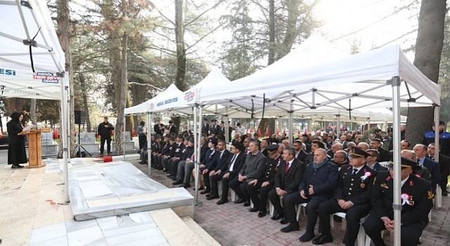Çanakkale Zaferinin 111. Yılında Şehitlerimiz Törenle Anıldı