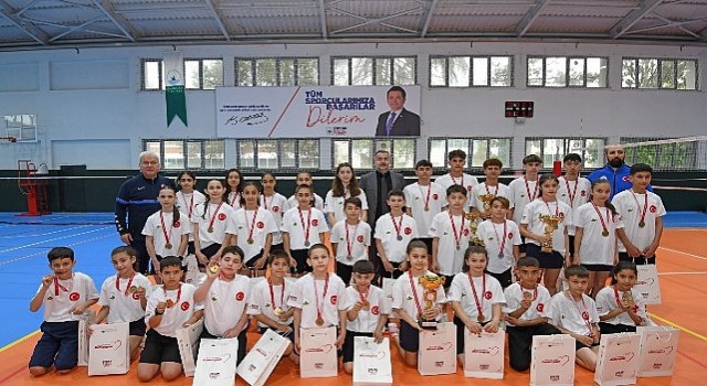 Osmangazi Belediyespor’dan Badmintonda Tarihi Başarı