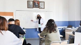 Depremzede öğrenciler Bayraklı’da eğitime devam edecek