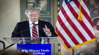 Trump’a eski danışmanından eleştiri: “Trump’ta diktatör olacak beyin yok”