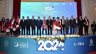 Uluslararası Öğrenciler Mezuniyet Törenleri Ankara'da gerçekleştirildi. 