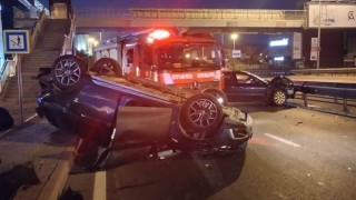 15 milyon liralık lüks araç ticari taksiye çarptı: 1 yaralı