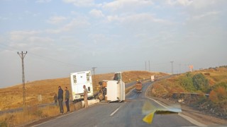 Şırnak’ta tır devrildi: 1 yaralı