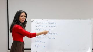 Buca Belediyesi’nden diksiyon ve sunuculuk kursu