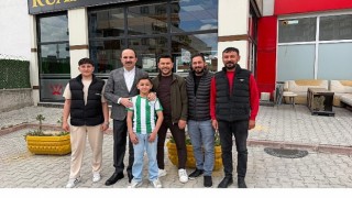 Konya Büyükşehir Belediye Başkanı Uğur İbrahim Altay ve Başkan Kavuş, Çeçenistan ve Ahmet Özcan Caddelerinde Esnafla Buluştu