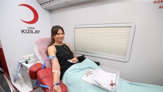 Karşıyaka’da anlamlı kampanya: Mahallenin gücü kan bağışıyla büyür!