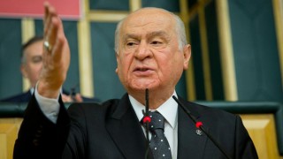 Bahçeli’den Kıbrıs Mesajı: “Birleşik Kıbrıs Federasyonu Ham Bir Hayaldir”